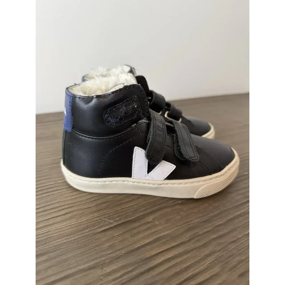 Veja small toddler